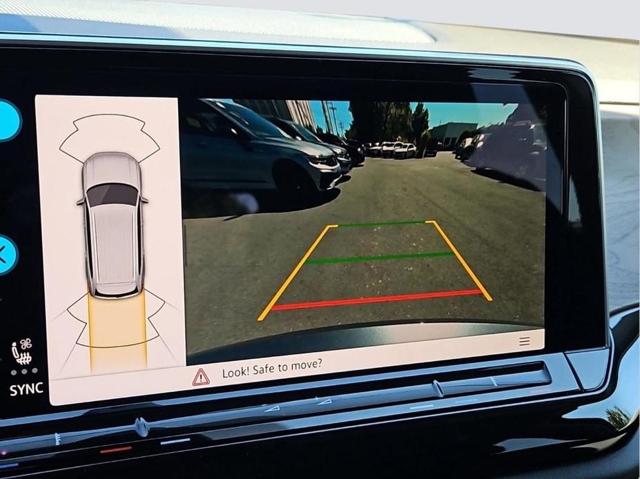 new 2024 Volkswagen Atlas car, priced at $40,415