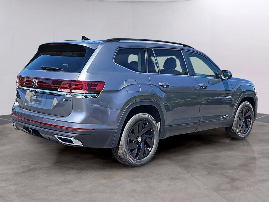 new 2024 Volkswagen Atlas car, priced at $40,415