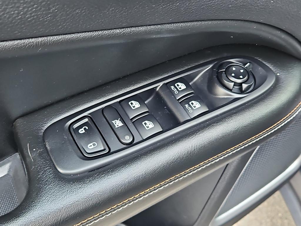 used 2019 Jeep Compass car, priced at $16,500