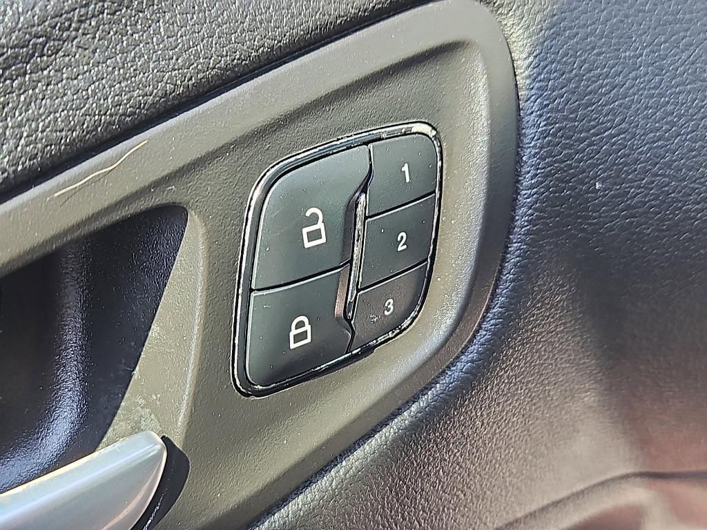 used 2013 Ford Escape car, priced at $6,500