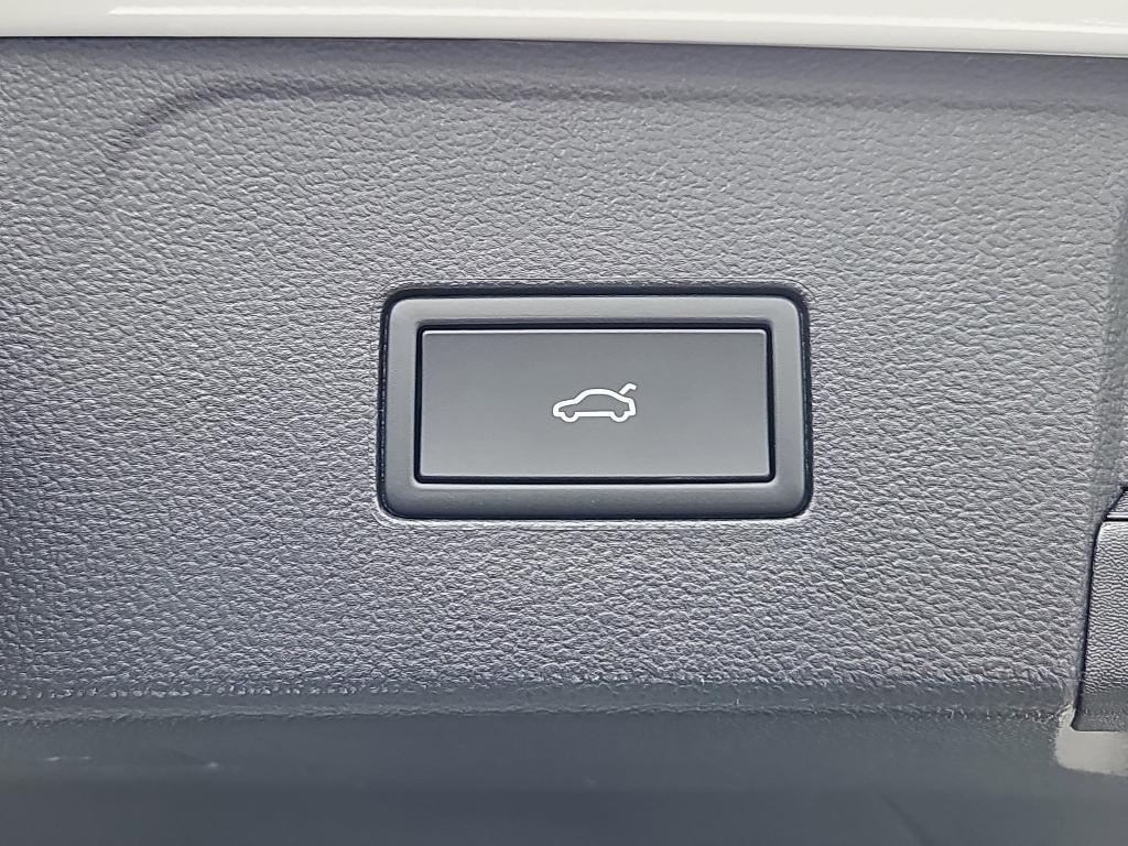 new 2026 Volkswagen Atlas car, priced at $48,770