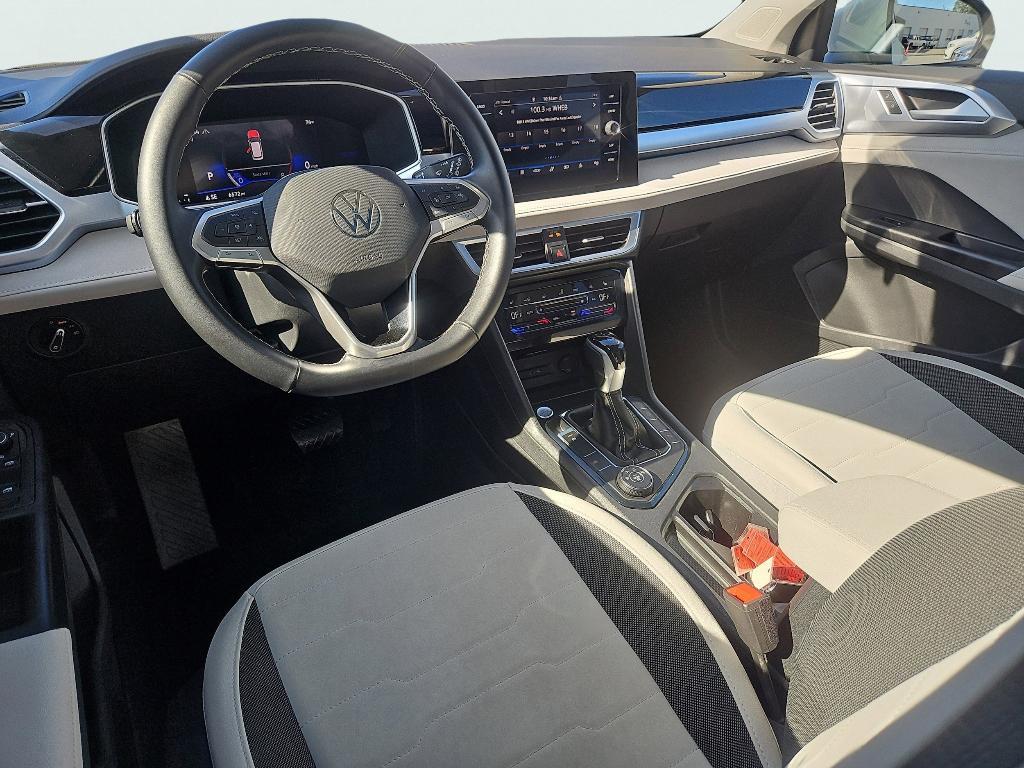 used 2025 Volkswagen Taos car