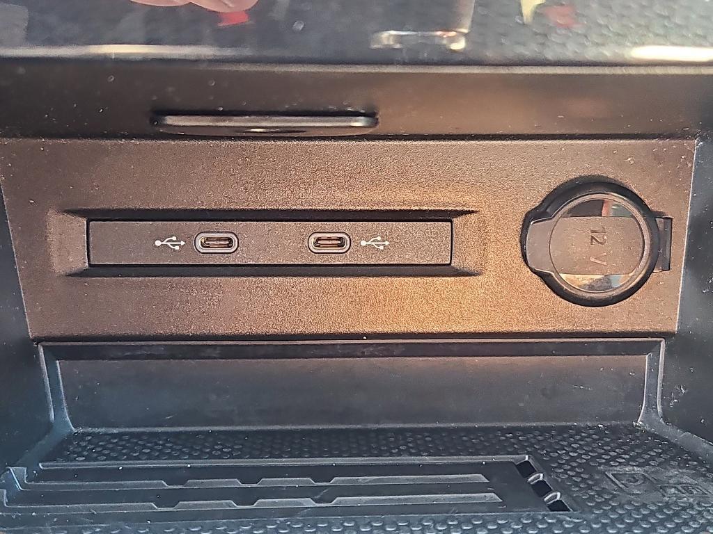 used 2025 Volkswagen Taos car