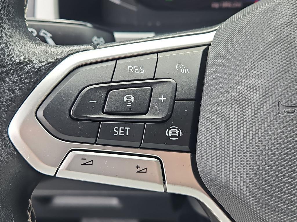used 2022 Volkswagen Atlas Cross Sport car, priced at $30,500