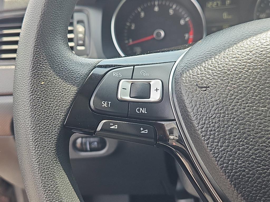 used 2015 Volkswagen Jetta car, priced at $12,900