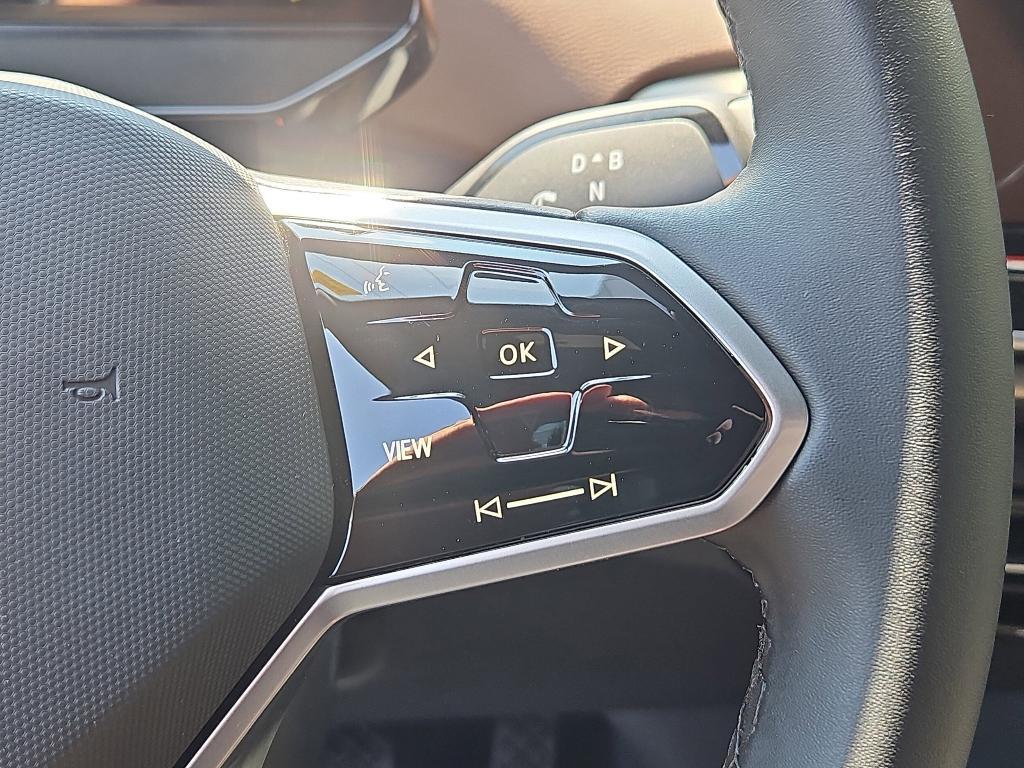 new 2025 Volkswagen ID.4 car, priced at $44,507