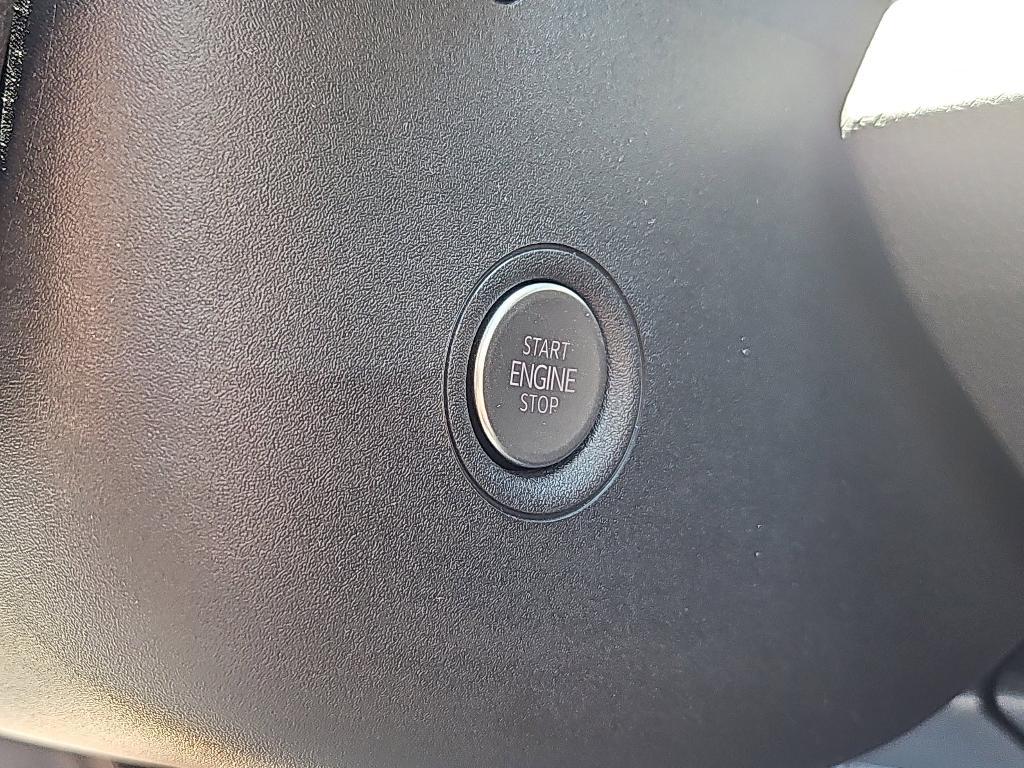 new 2025 Volkswagen ID.4 car, priced at $44,507