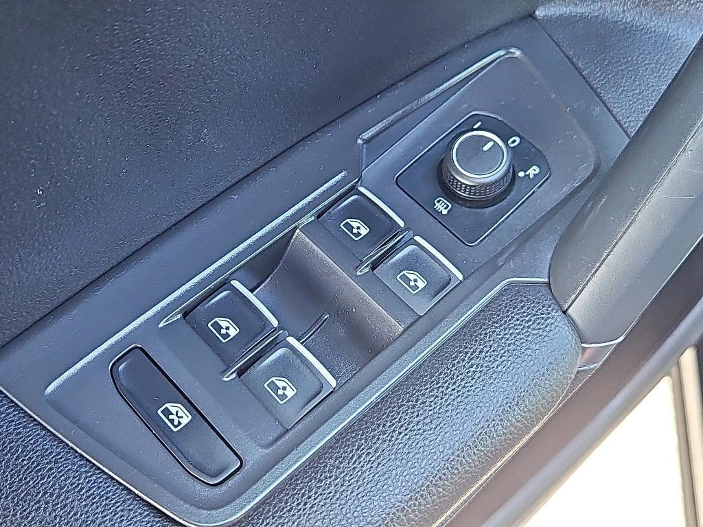 used 2020 Volkswagen Tiguan car, priced at $14,900