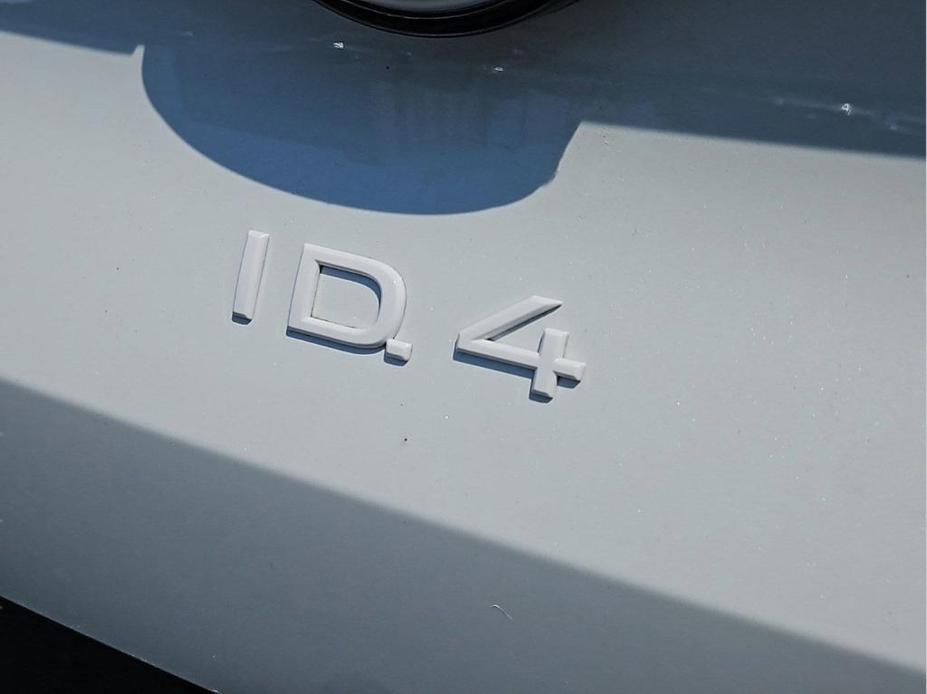 new 2024 Volkswagen ID.4 car, priced at $45,833