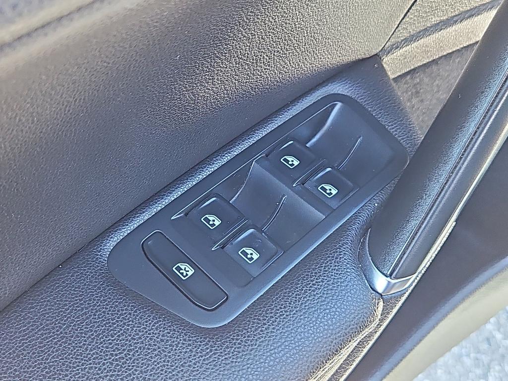 used 2019 Volkswagen Golf Alltrack car, priced at $19,900