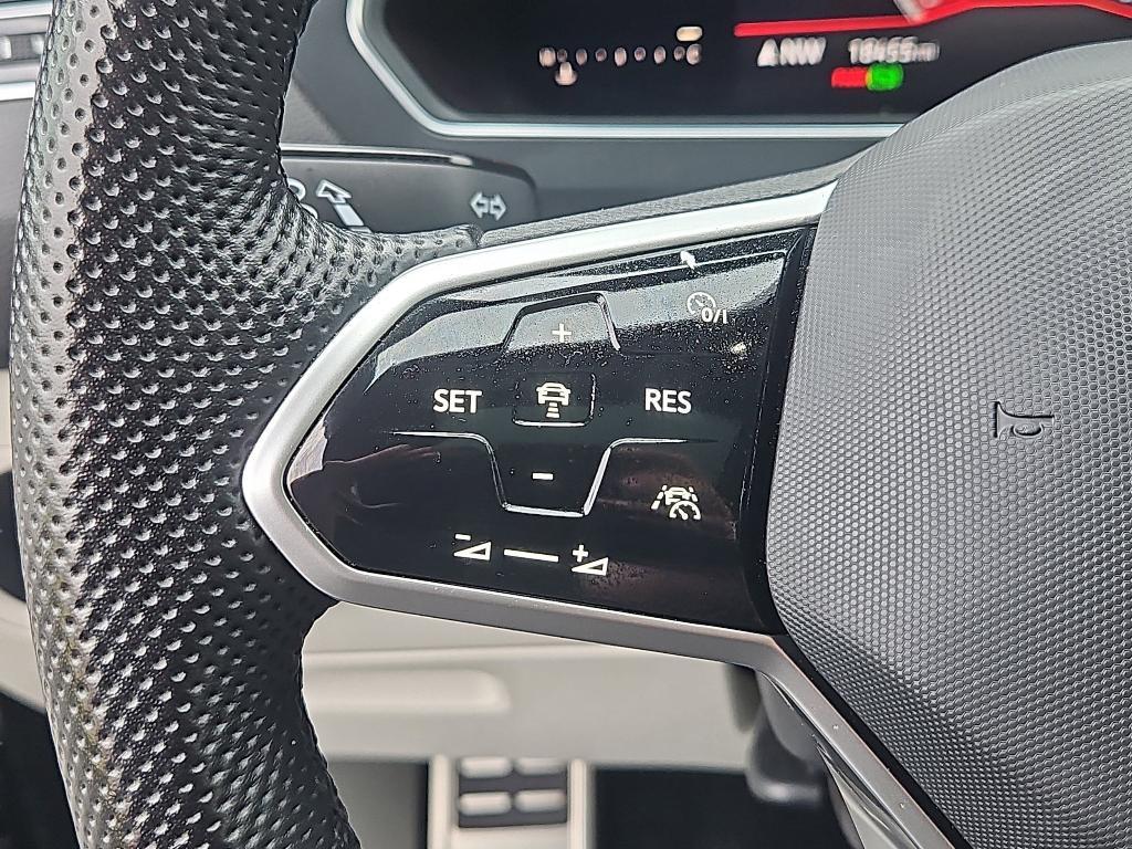used 2022 Volkswagen Tiguan car, priced at $29,900