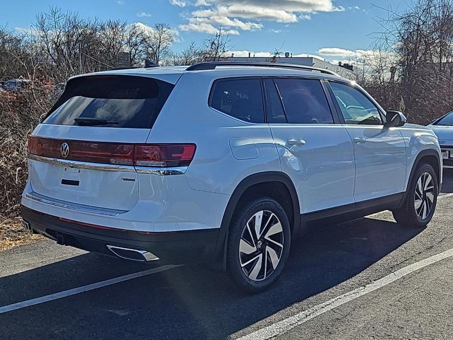 new 2024 Volkswagen Atlas car, priced at $39,647