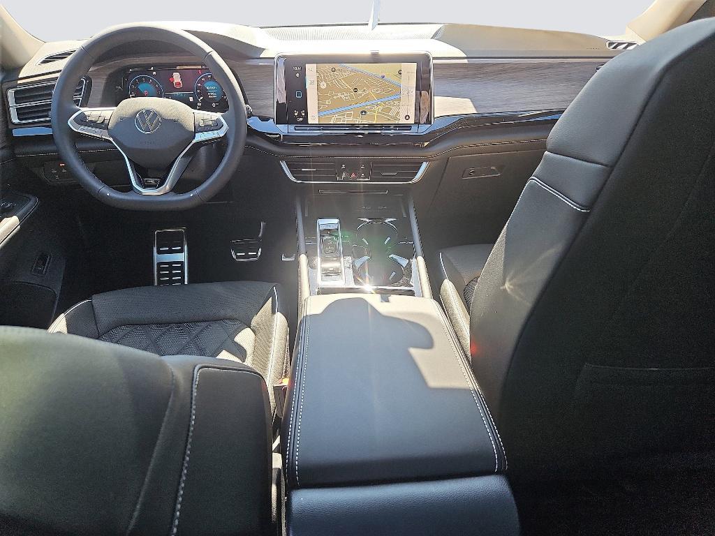new 2025 Volkswagen Atlas car, priced at $52,298