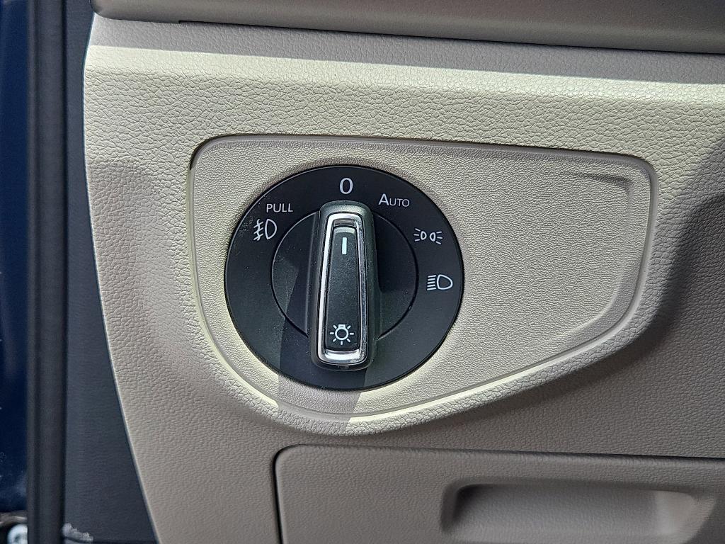 used 2019 Volkswagen Atlas car, priced at $21,900