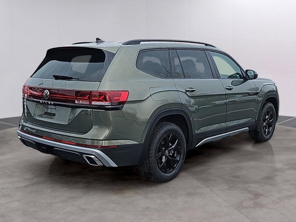 new 2025 Volkswagen Atlas car, priced at $46,147