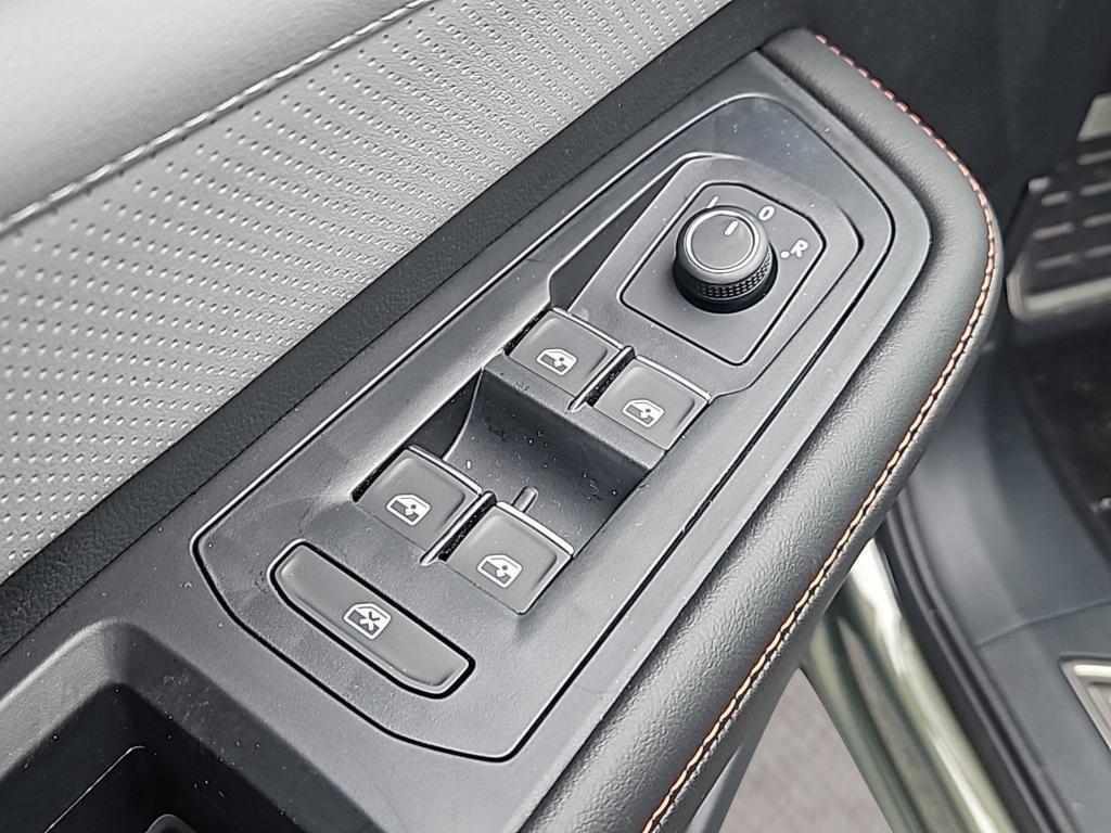 new 2025 Volkswagen Atlas car, priced at $46,147