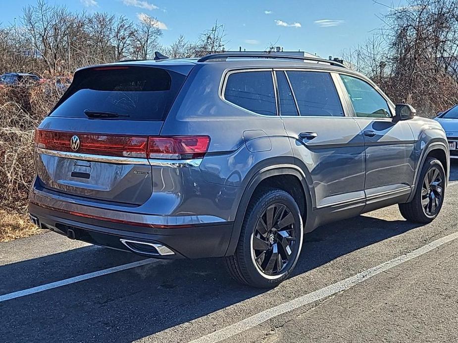 new 2024 Volkswagen Atlas car, priced at $39,720