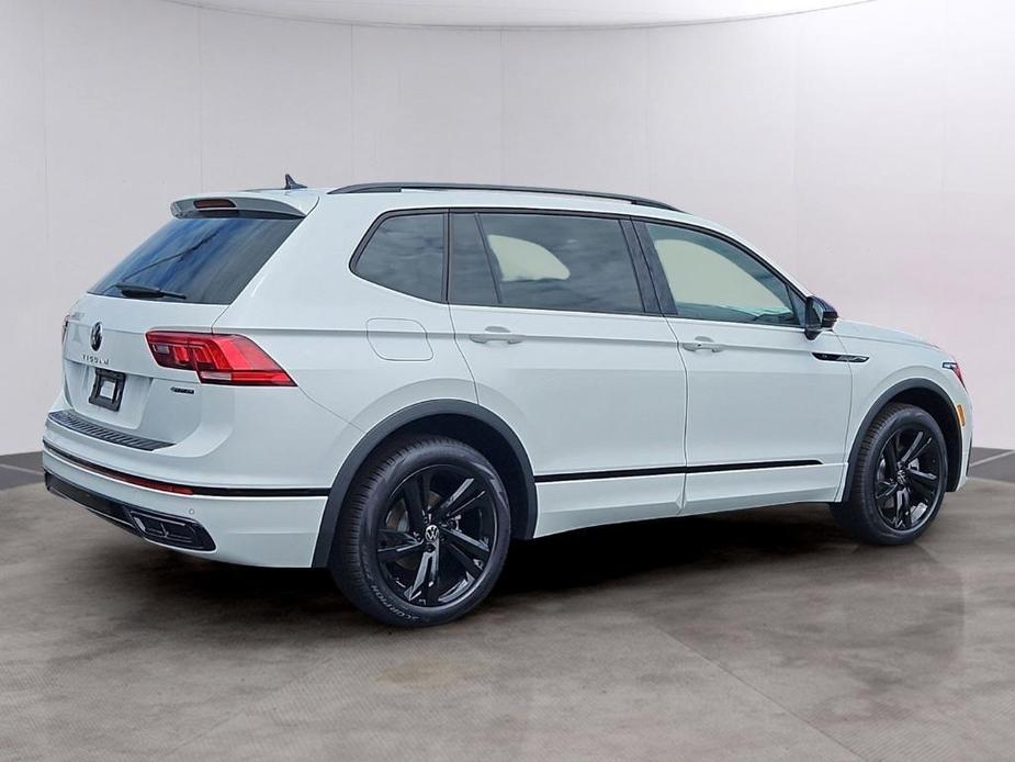 new 2024 Volkswagen Tiguan car, priced at $33,779