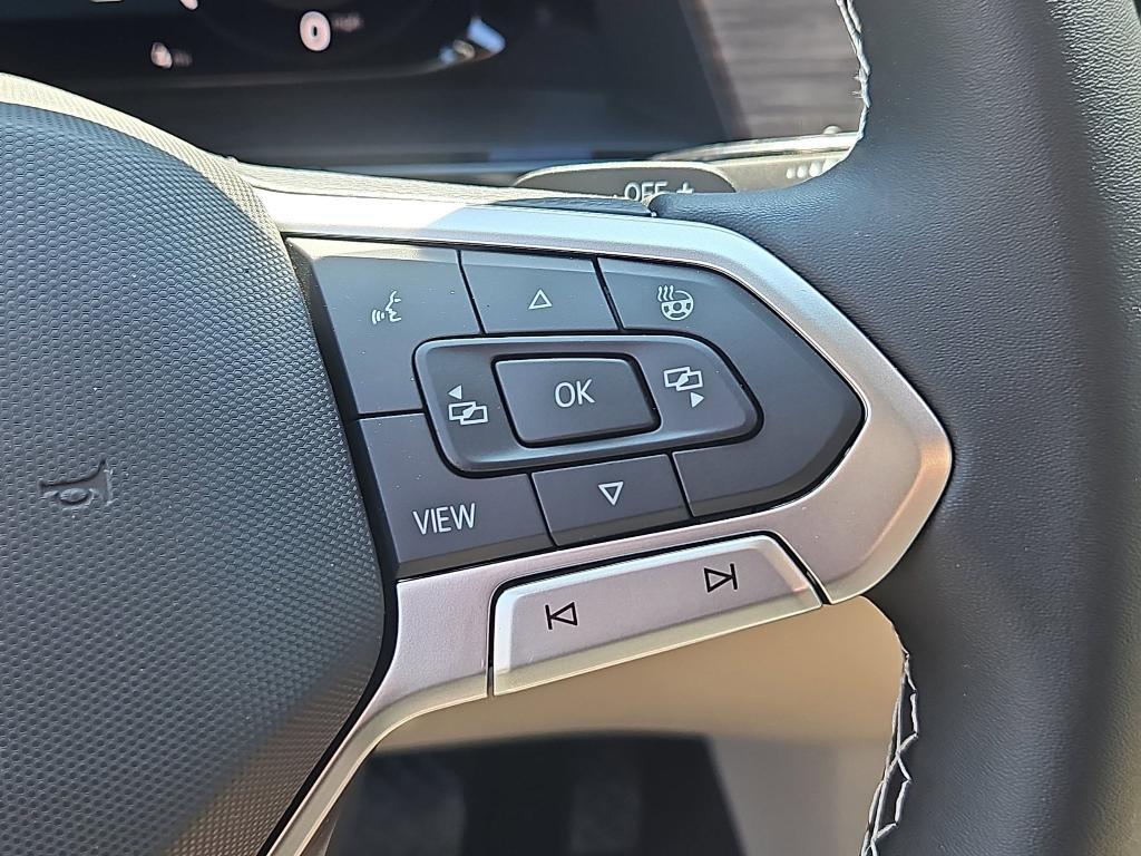 new 2025 Volkswagen Atlas car, priced at $47,726