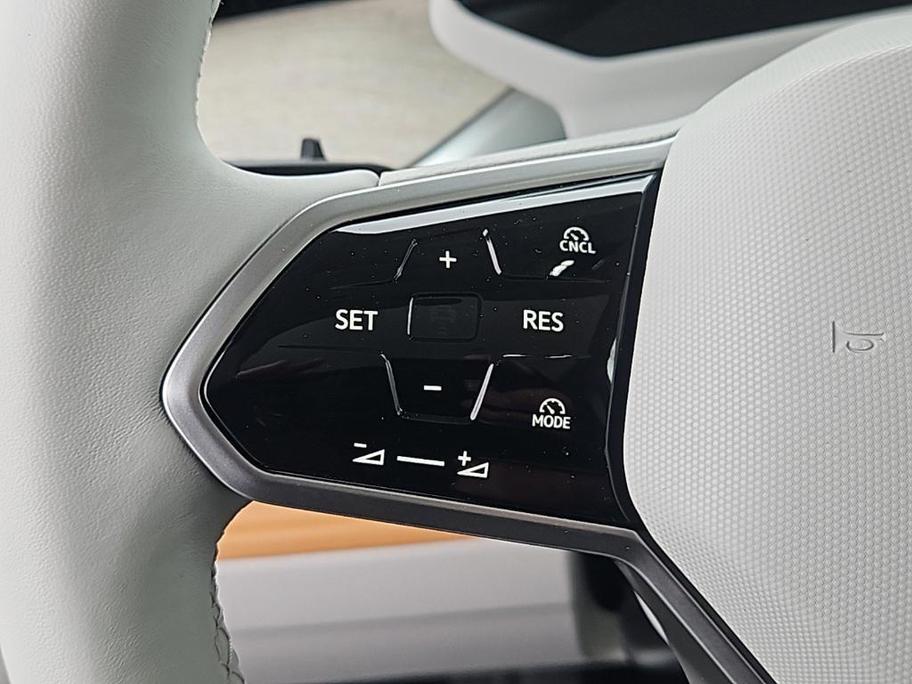 new 2025 Volkswagen ID. Buzz car, priced at $72,385