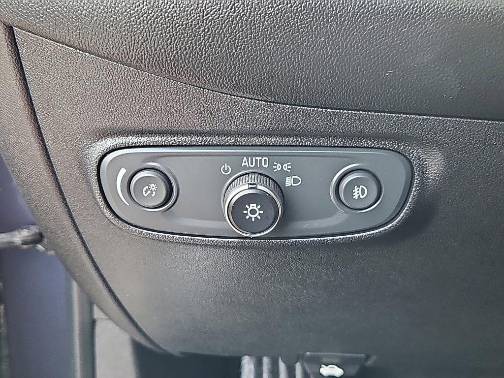 used 2018 Chevrolet Equinox car, priced at $15,800