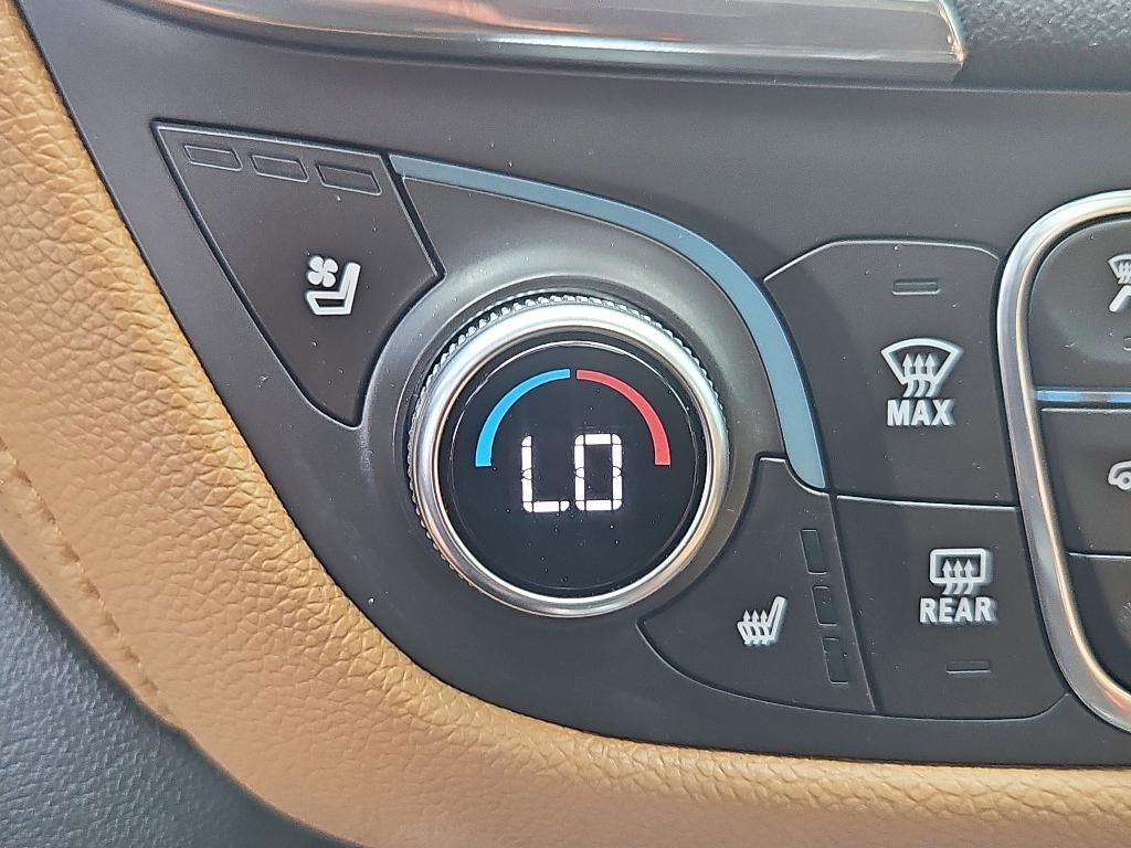 used 2018 Chevrolet Equinox car, priced at $15,800