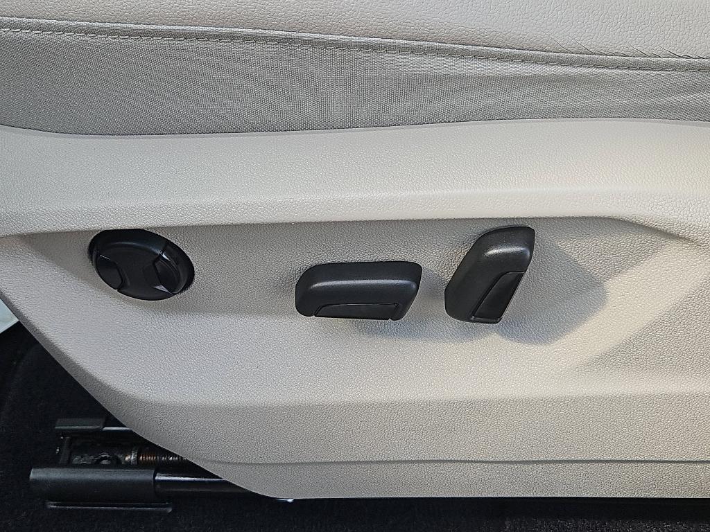 used 2019 Volkswagen Atlas car, priced at $17,900
