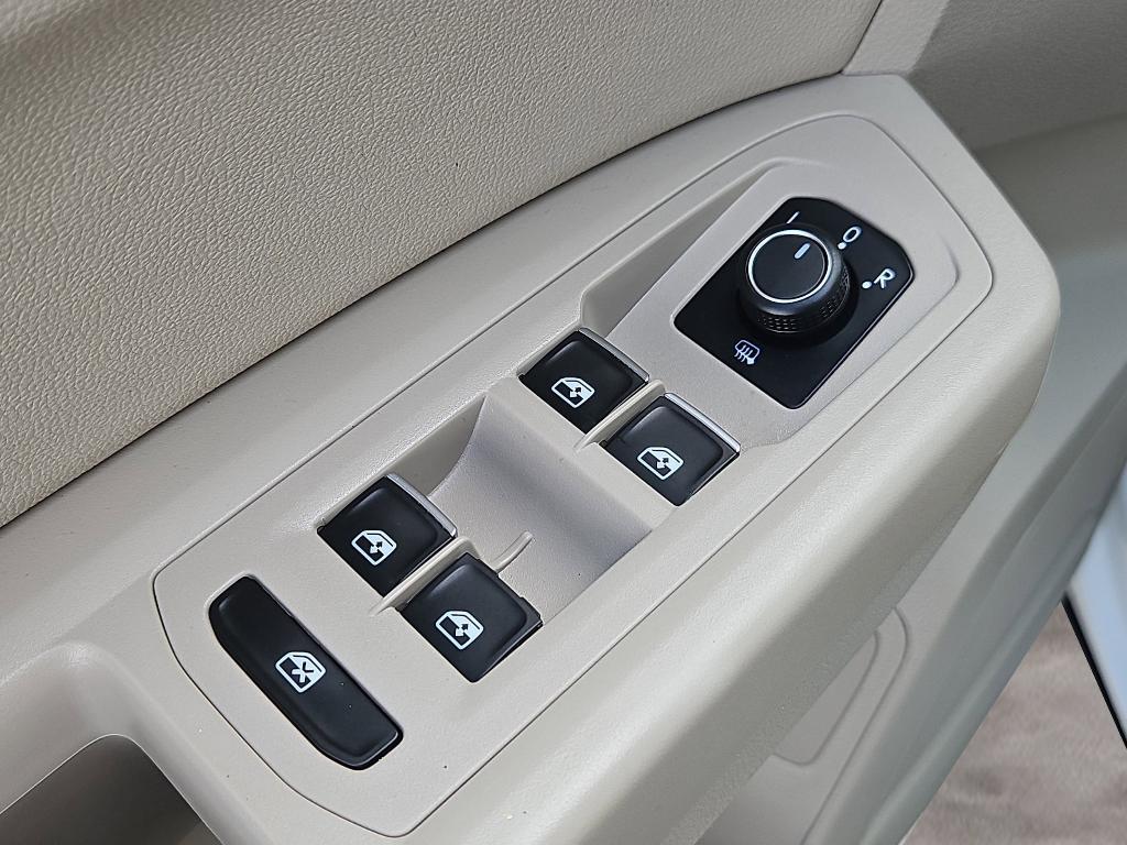 used 2019 Volkswagen Atlas car, priced at $17,900