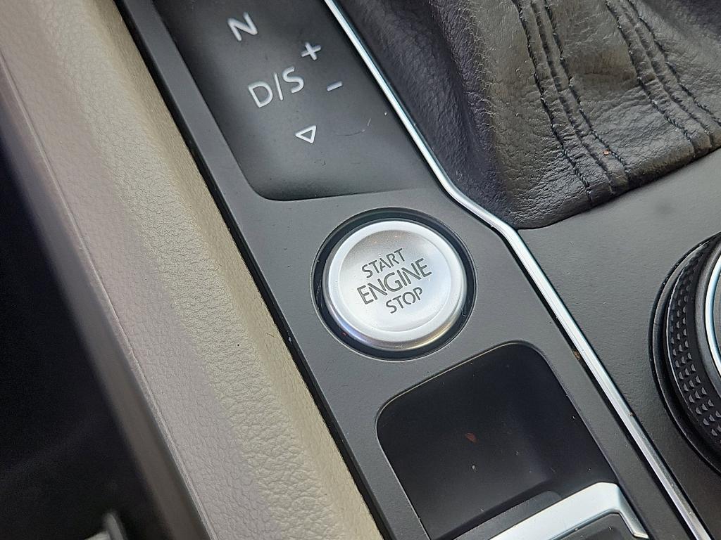 used 2019 Volkswagen Atlas car, priced at $17,900