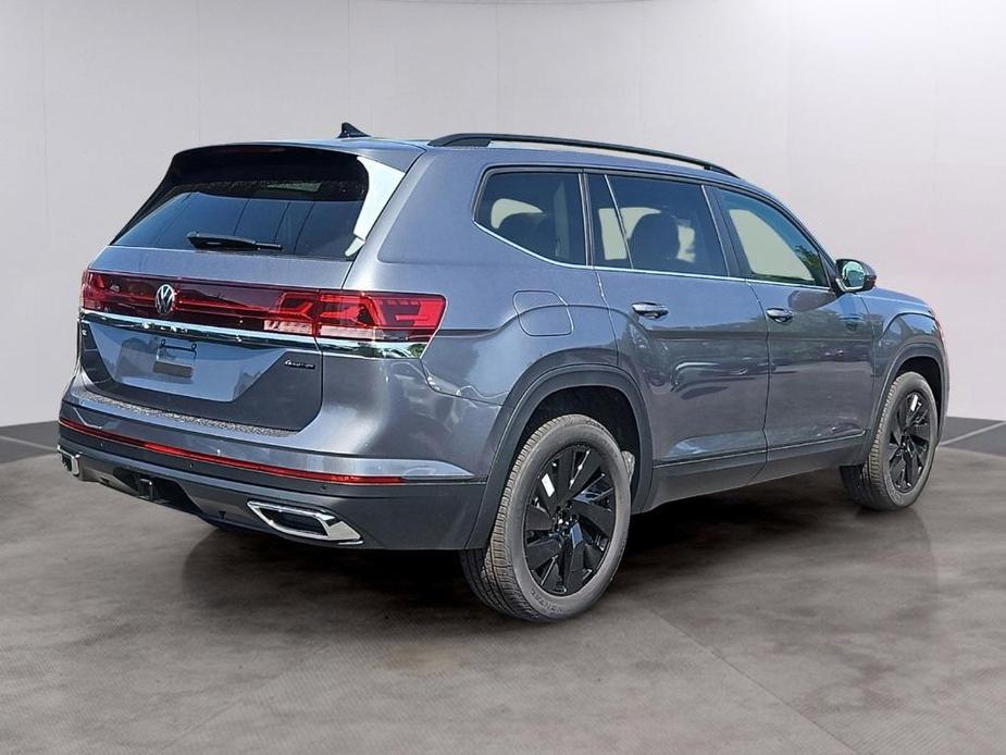 new 2024 Volkswagen Atlas car, priced at $39,720