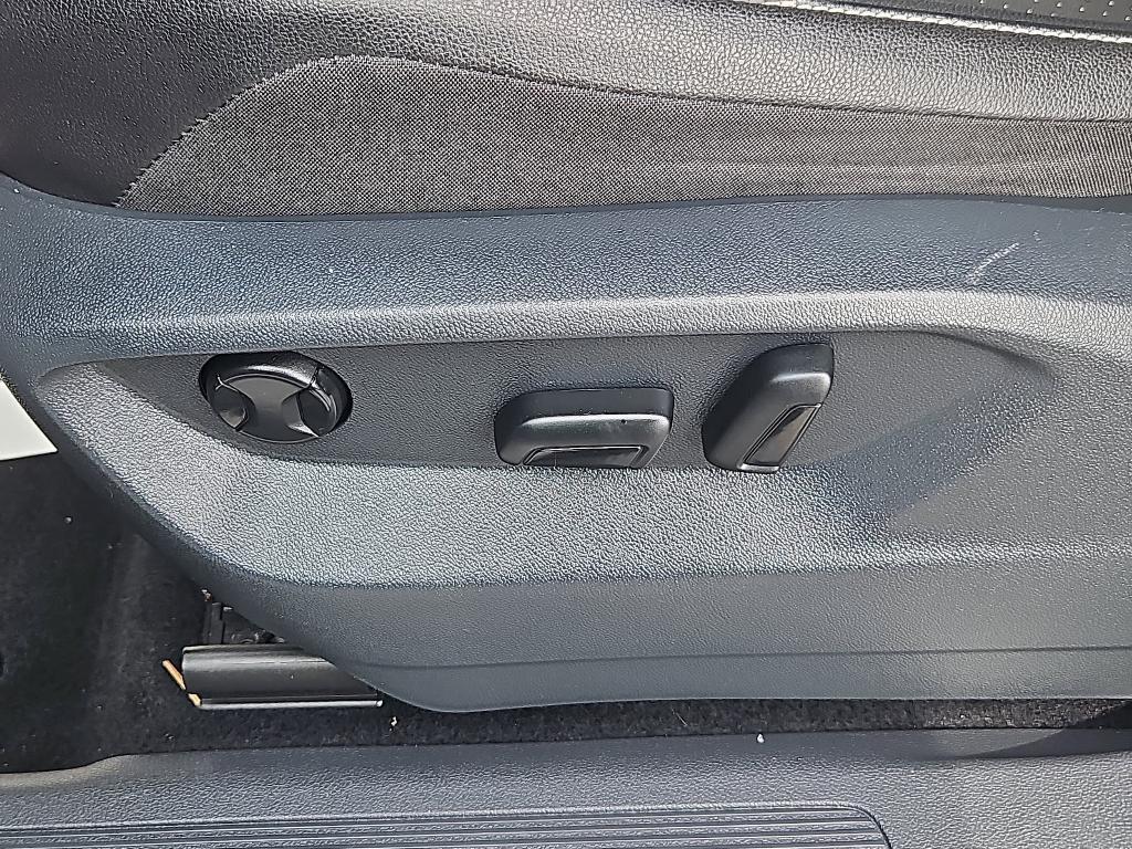 used 2021 Volkswagen Tiguan car, priced at $21,500