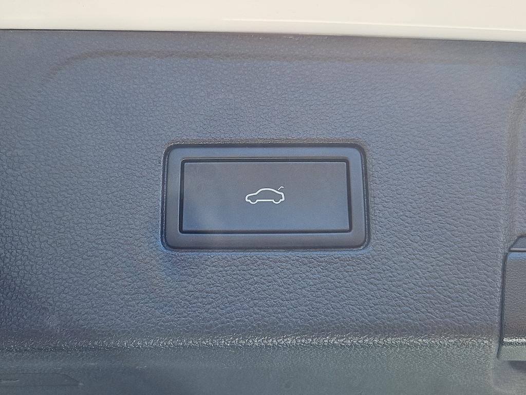 used 2022 Volkswagen Atlas car, priced at $29,700