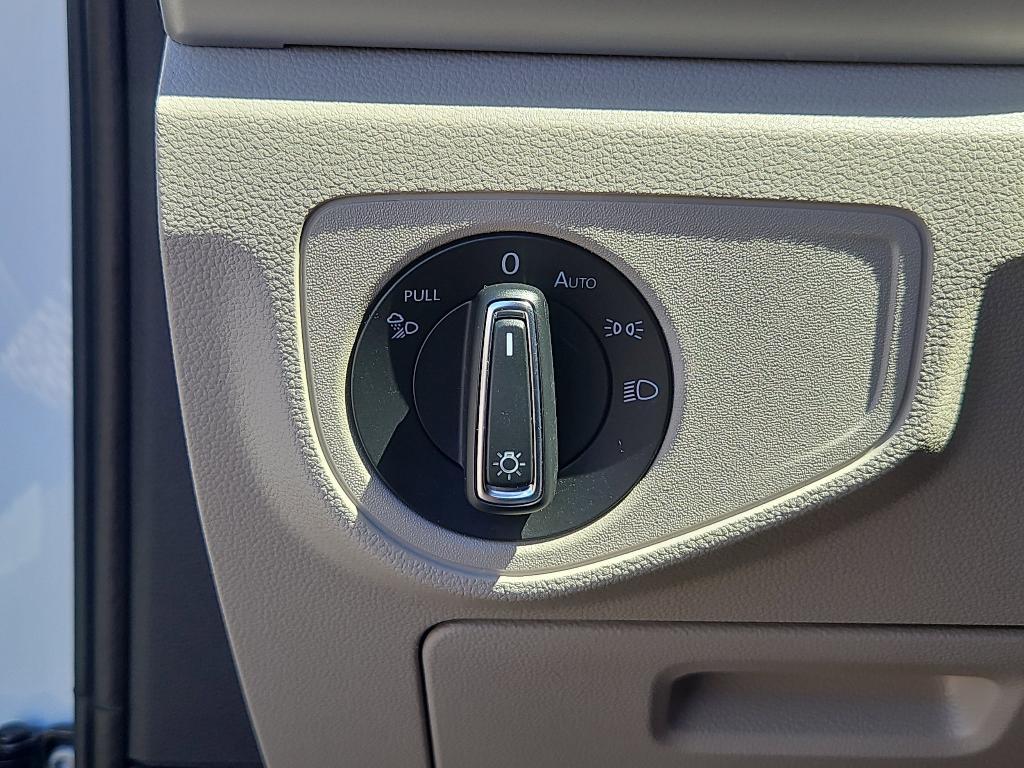 used 2022 Volkswagen Atlas car, priced at $29,700