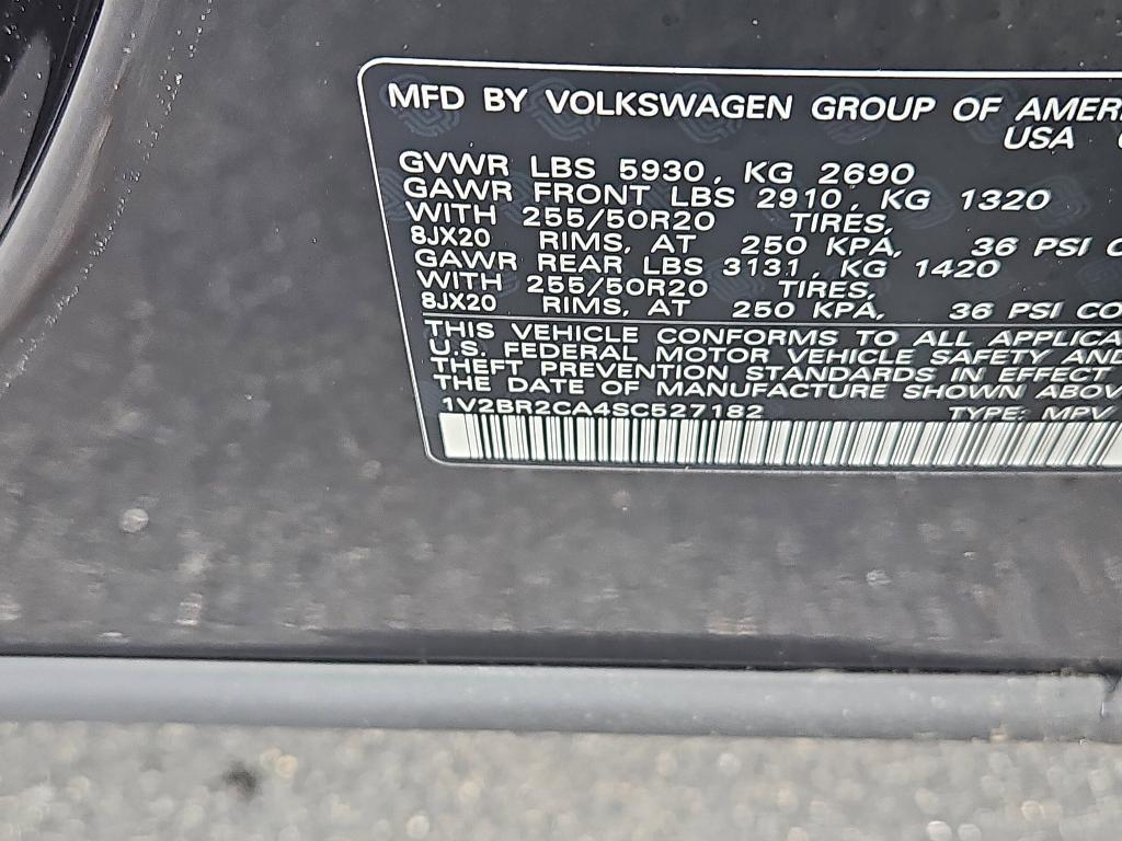 new 2025 Volkswagen Atlas car, priced at $47,431