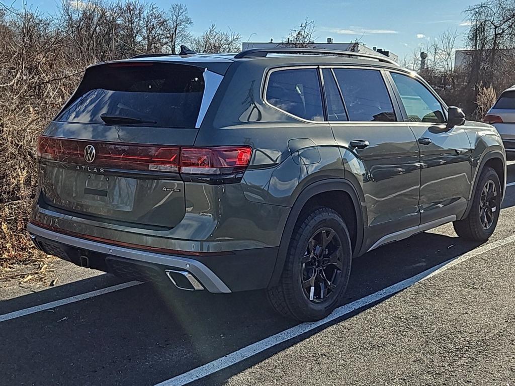 new 2025 Volkswagen Atlas car, priced at $45,549