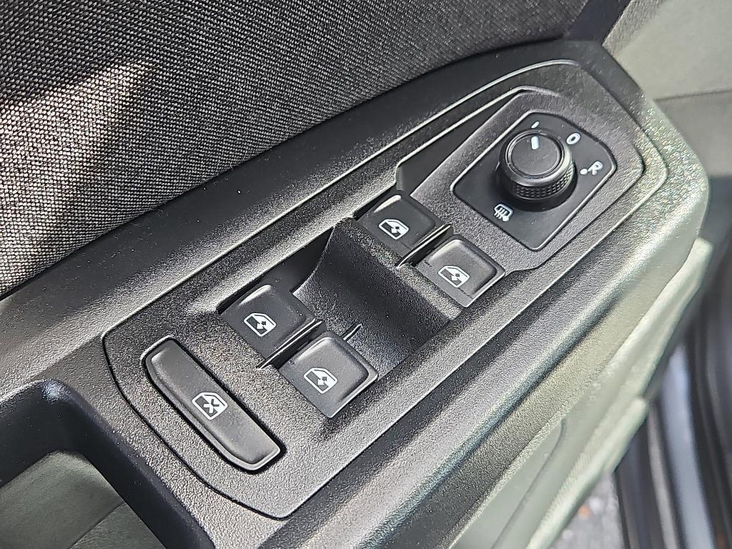used 2020 Volkswagen Atlas car, priced at $18,900