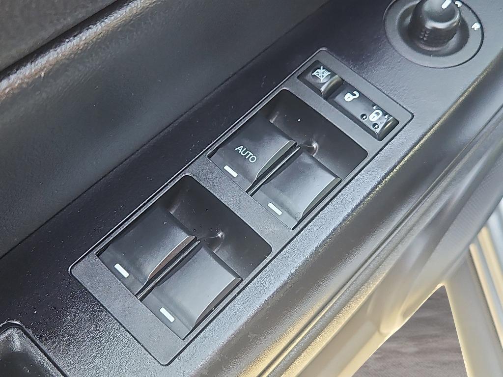 used 2015 Jeep Patriot car, priced at $6,500