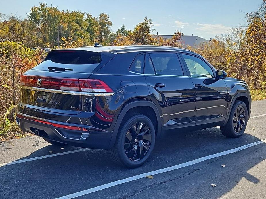 new 2024 Volkswagen Atlas Cross Sport car, priced at $42,404