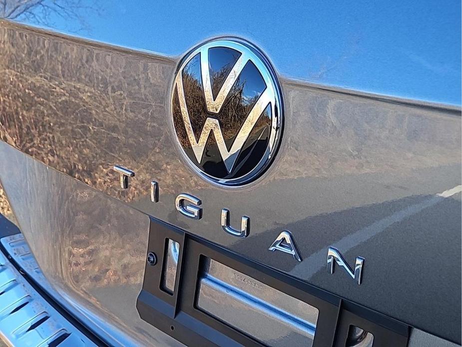 new 2024 Volkswagen Tiguan car, priced at $30,616