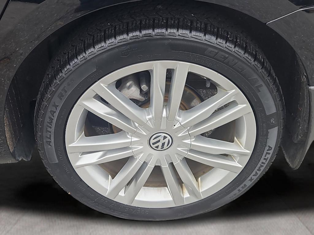 used 2015 Volkswagen Golf SportWagen car, priced at $12,900