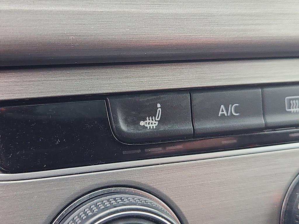 used 2015 Volkswagen Golf SportWagen car, priced at $12,900