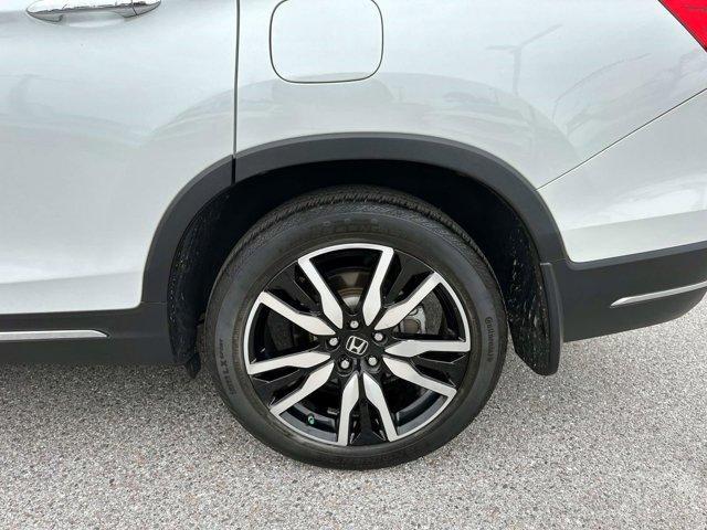 used 2020 Honda Pilot car, priced at $25,000