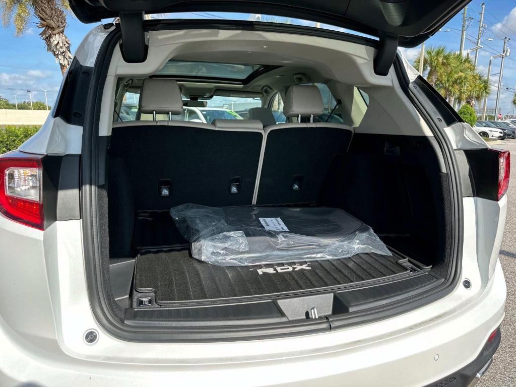 new 2025 Acura RDX car, priced at $47,151