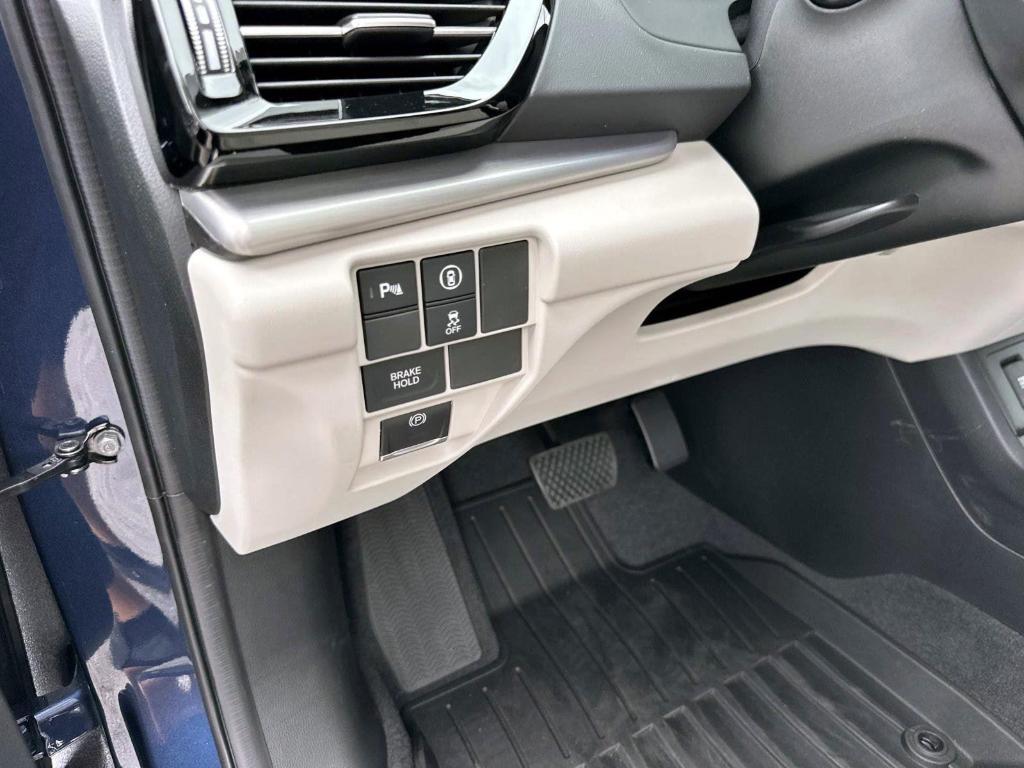 new 2025 Acura RDX car, priced at $46,580