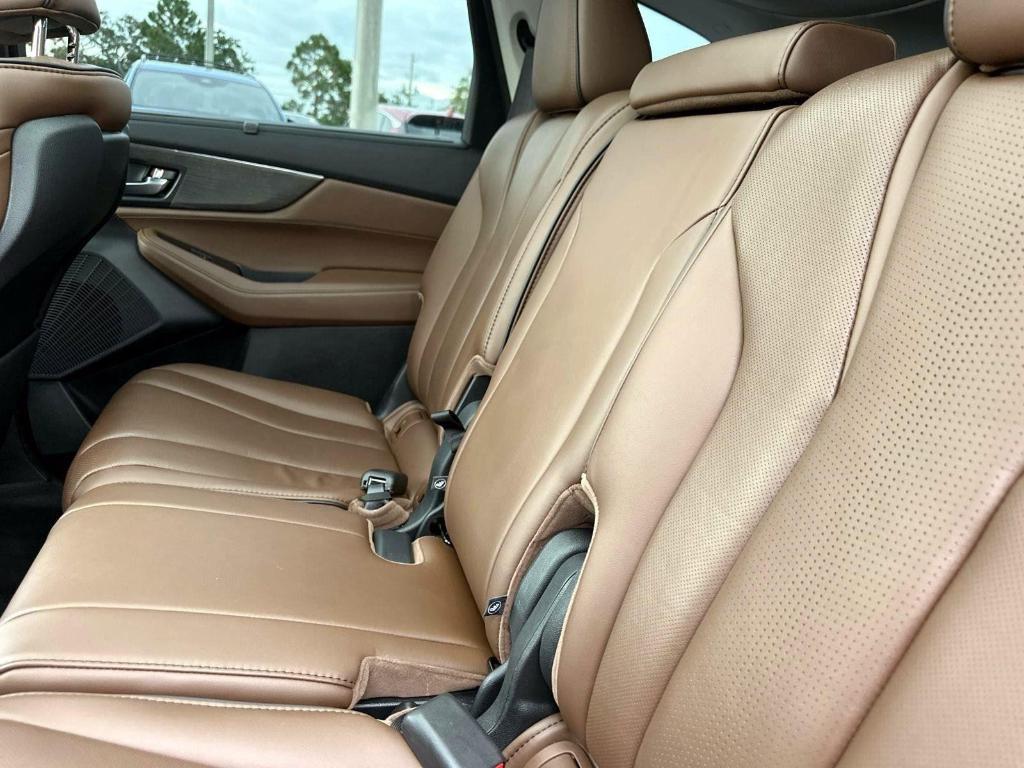 used 2024 Acura MDX car, priced at $51,400