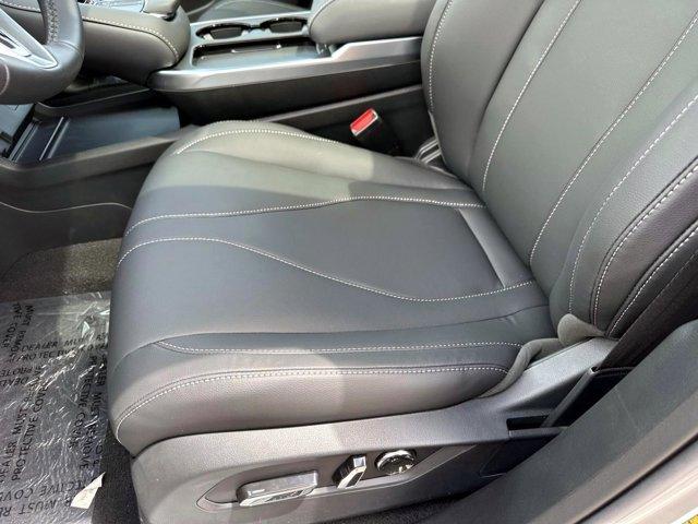 new 2025 Acura RDX car, priced at $46,050