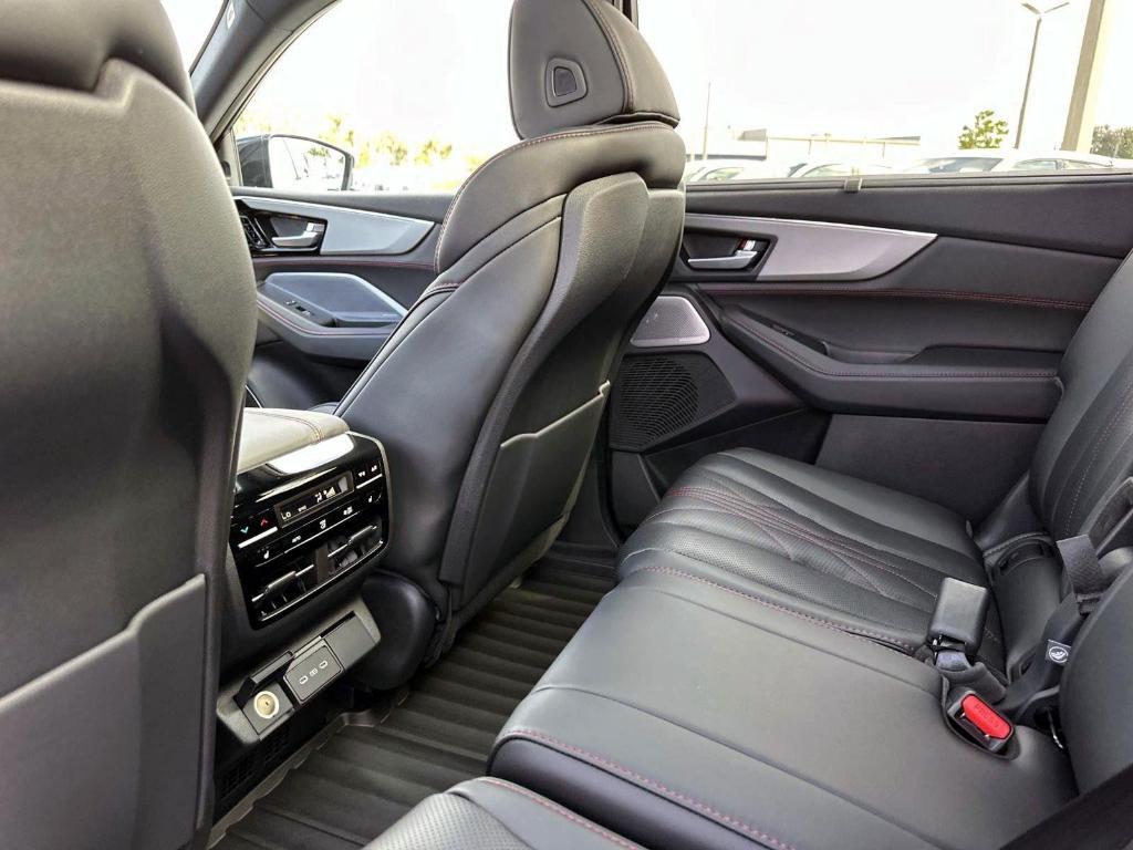 new 2026 Acura MDX car, priced at $70,850