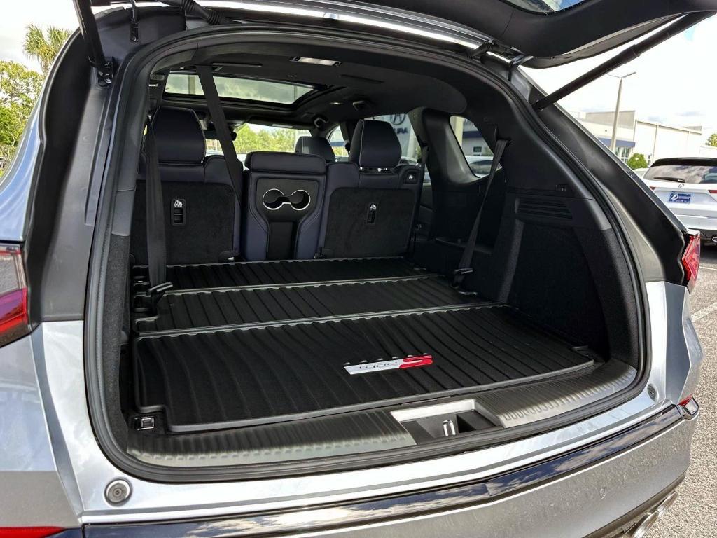 new 2026 Acura MDX car, priced at $77,200