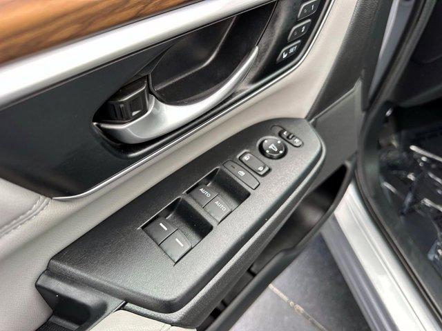 used 2020 Honda CR-V car, priced at $26,000