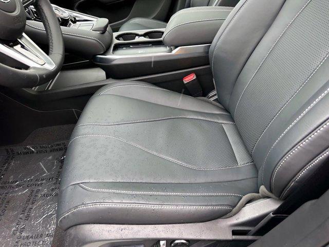 new 2025 Acura RDX car, priced at $49,250